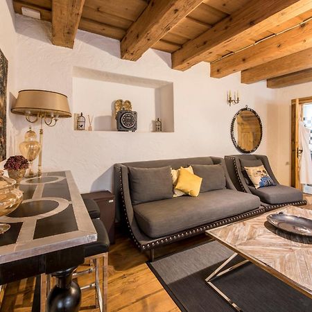 Casa Veche Aparthotel Μπρασόβ Δωμάτιο φωτογραφία