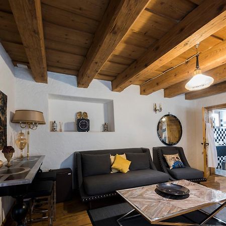 Casa Veche Aparthotel Μπρασόβ Δωμάτιο φωτογραφία