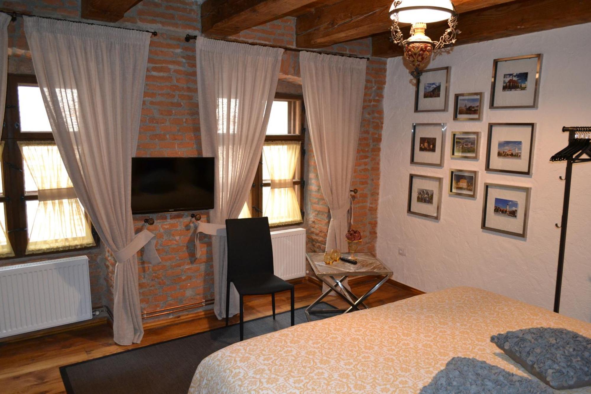 Casa Veche Aparthotel Μπρασόβ Δωμάτιο φωτογραφία