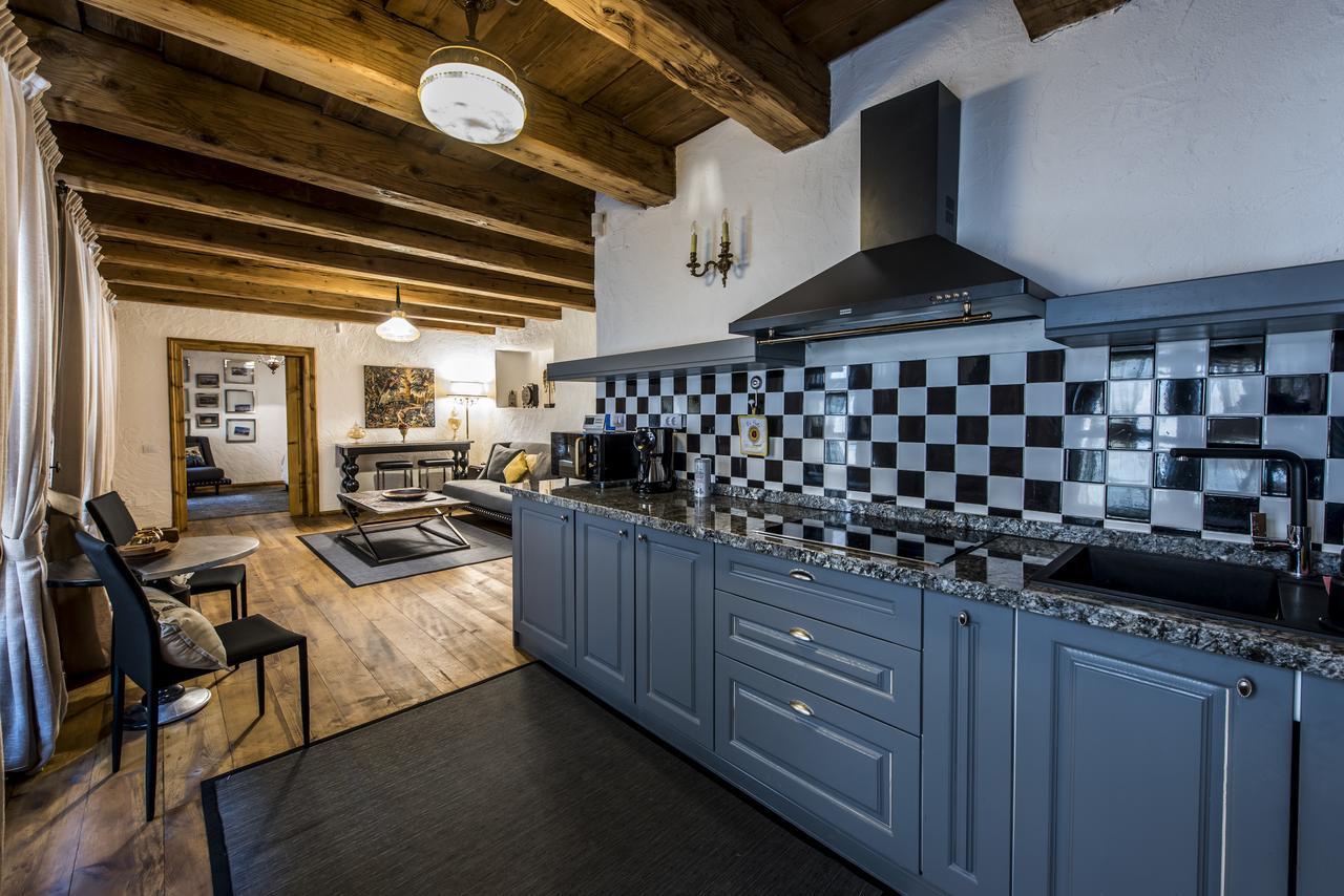 Casa Veche Aparthotel Μπρασόβ Εξωτερικό φωτογραφία