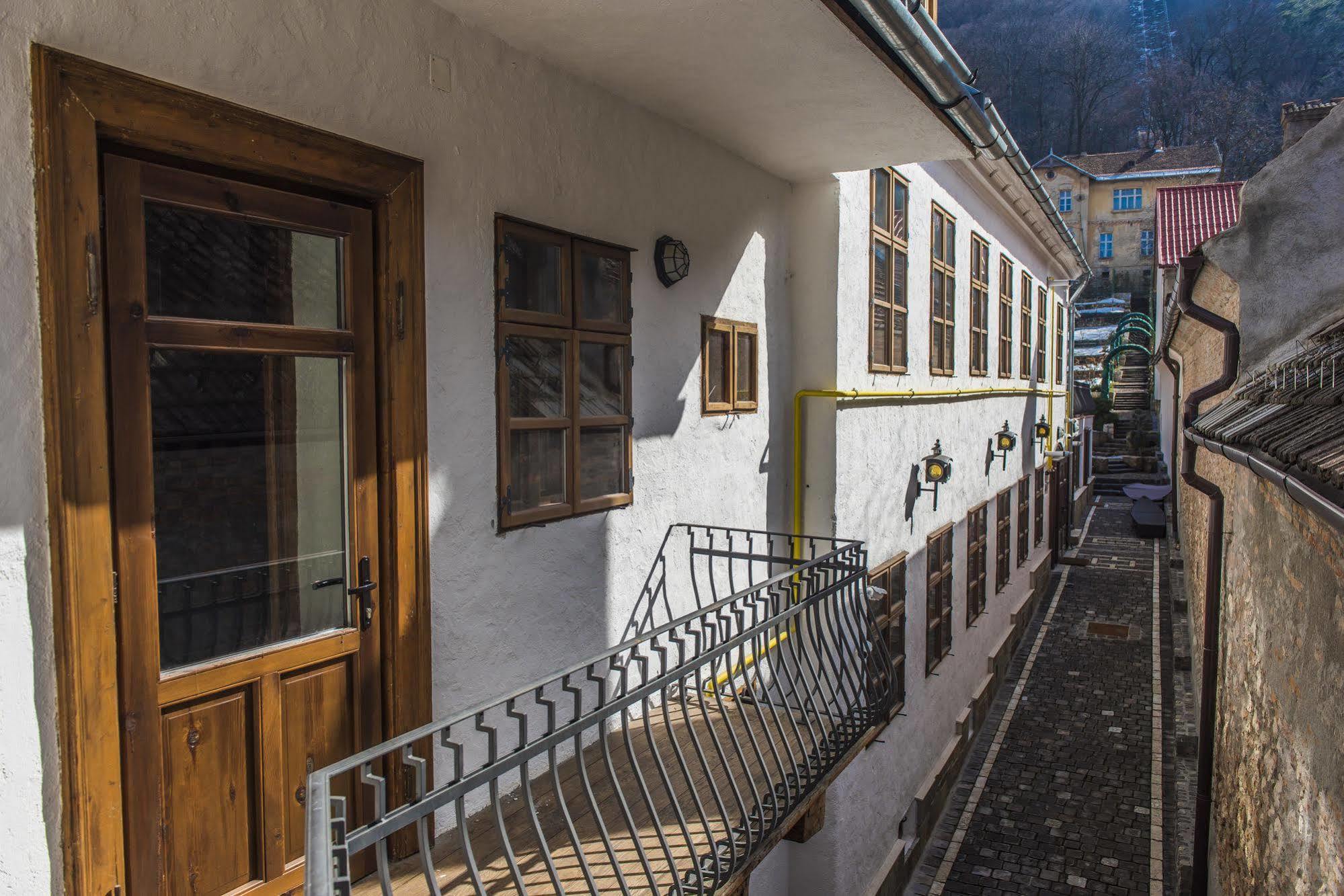 Casa Veche Aparthotel Μπρασόβ Εξωτερικό φωτογραφία